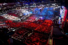 EG战队：EG年轻阵容受瞩目，教练称“无压力才能创造奇迹”